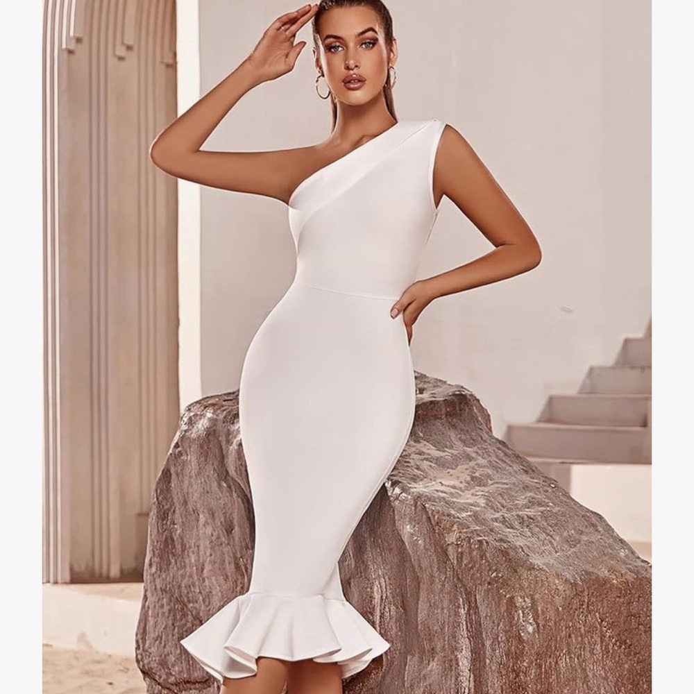 🎉🎉HP🎉🎉  One-Shoulder Fishtail Bandage Dress - Picture 4 of 11